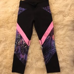 Soulcycle brand Capri legging, tropical 🌴 print